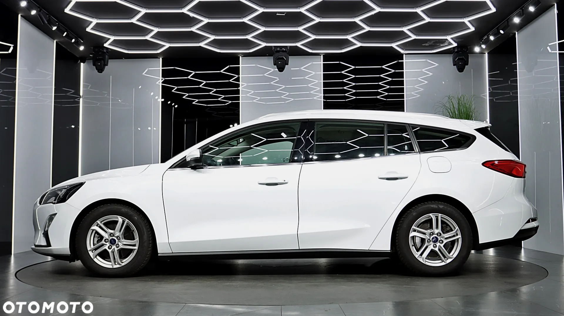 Ford Focus 1.5 EcoBlue Connected - 4
