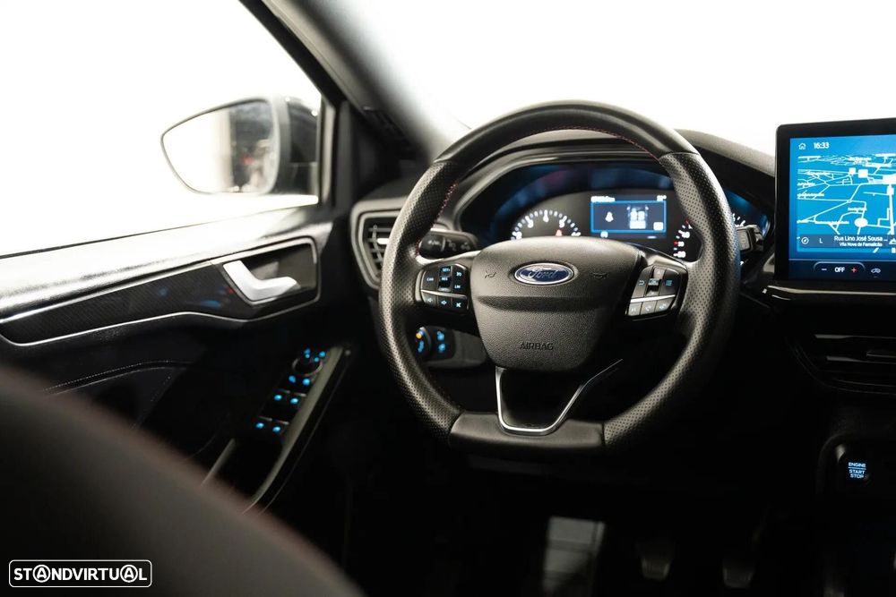 Ford Focus SW 1.0 EcoBoost MHEV ST-Line - 11