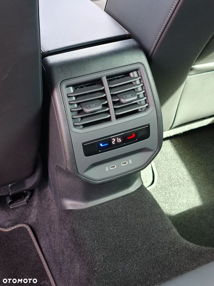 Cupra Leon 1.5 eTSI DSG - 25