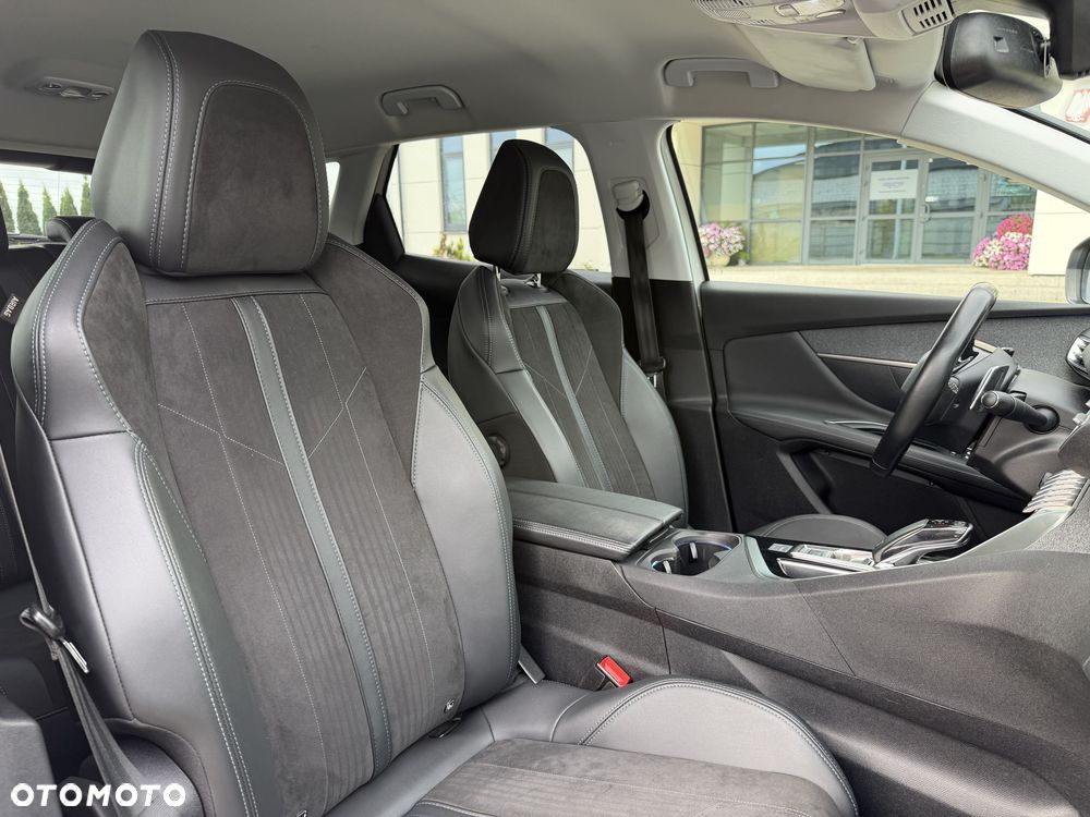 Peugeot 3008 PureTech 130 Stop & Start GPF EAT8 Crossway - 31