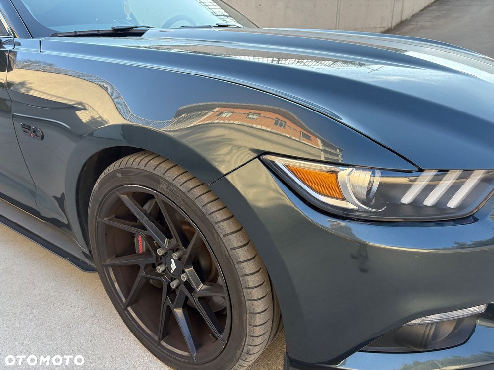 Ford Mustang 5.0 V8 GT - 14