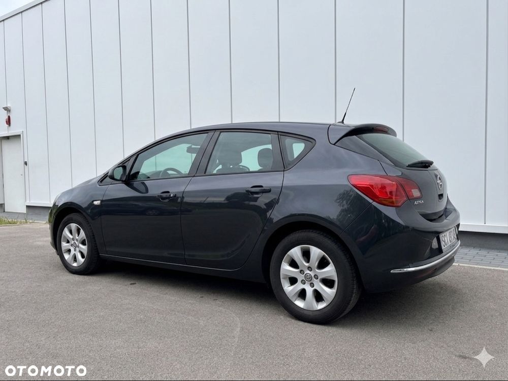 Opel Astra 1.6 CDTI Enjoy - 4