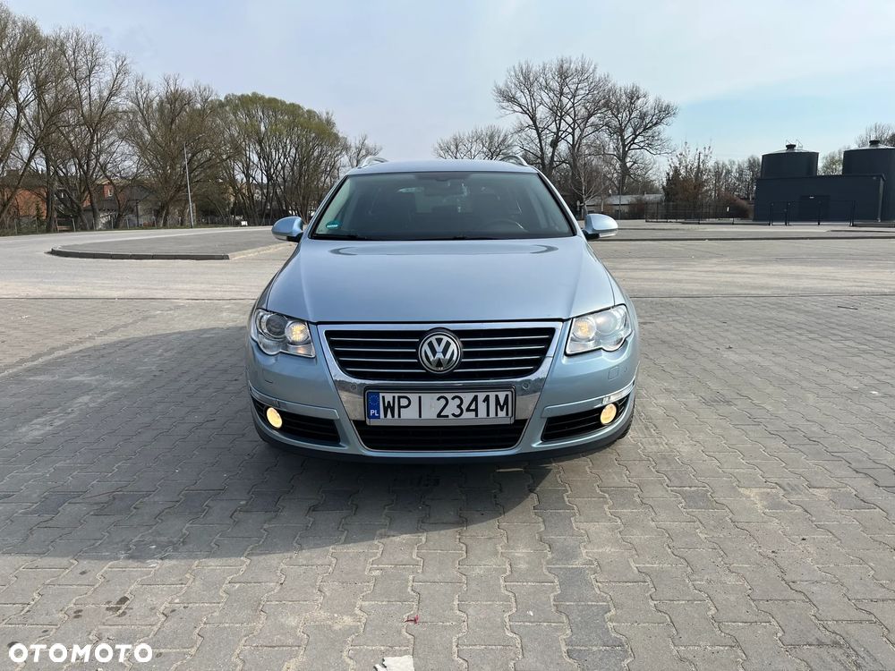 Volkswagen Passat 2.0 TDI DSG Highline - 2