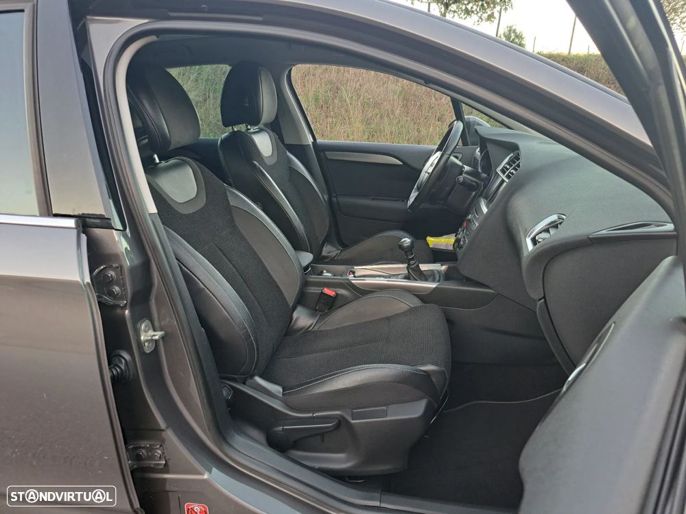 Citroën C4 1.2 PureTech Shine - 17