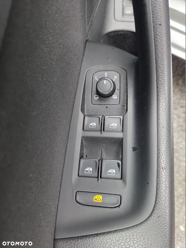 Volkswagen Passat 2.0 TDI BMT Comfortline - 12