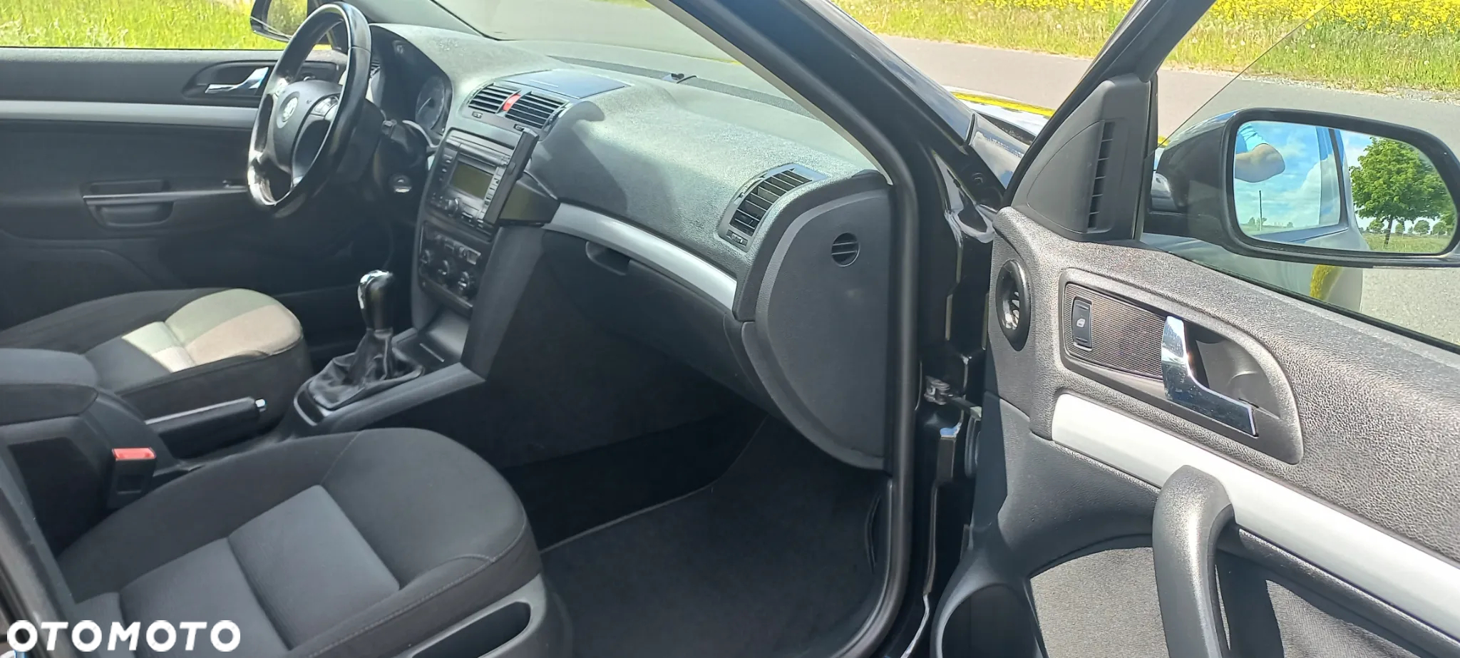 Skoda Octavia 1.6 Ambiente - 7