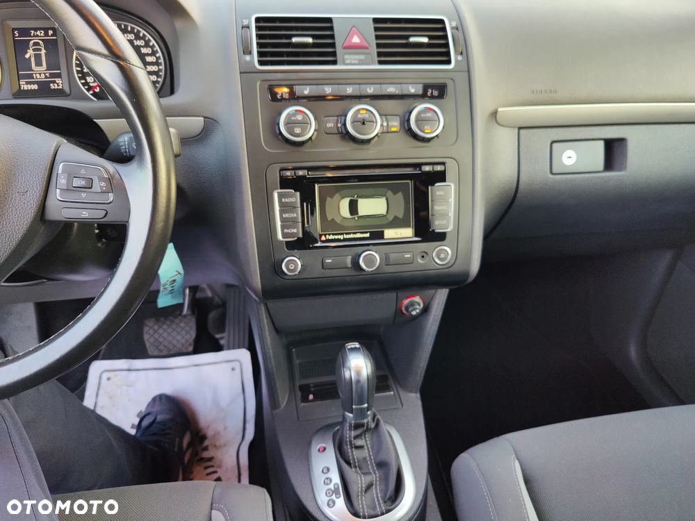 Volkswagen Touran 1.4 TSI DSG Life - 7