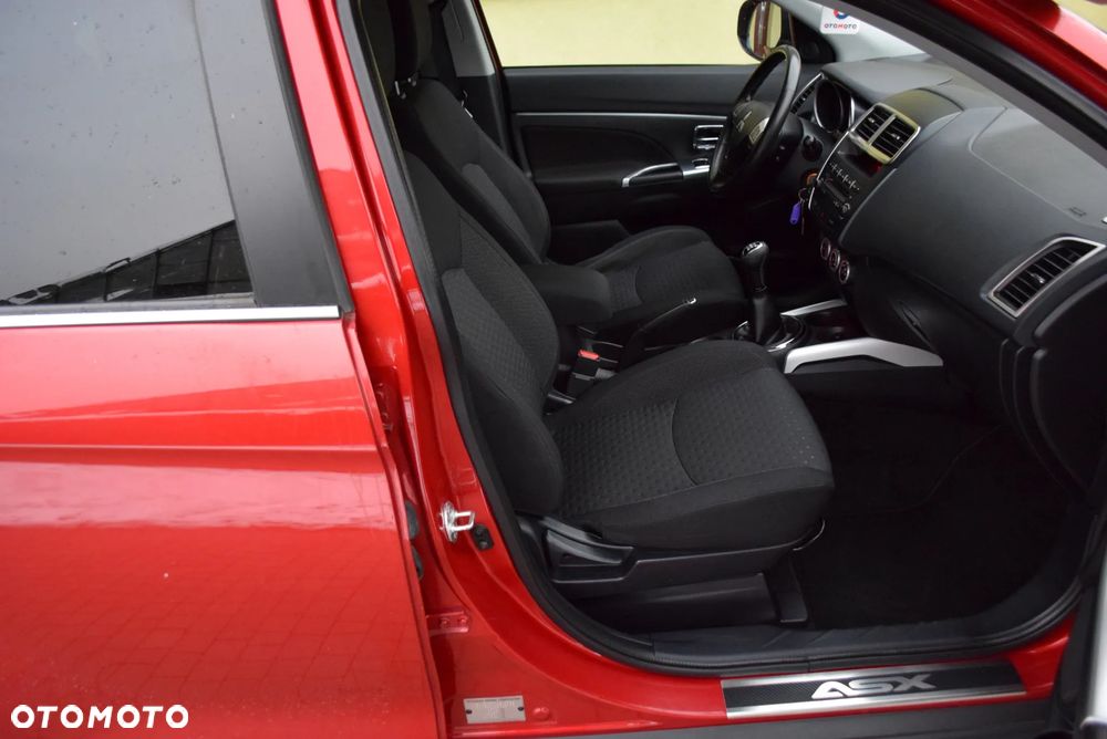 Mitsubishi ASX 1.6 Intense - 15