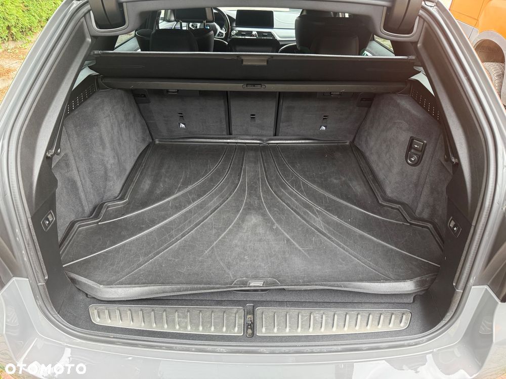 BMW Seria 5 520d xDrive M Sport sport - 8