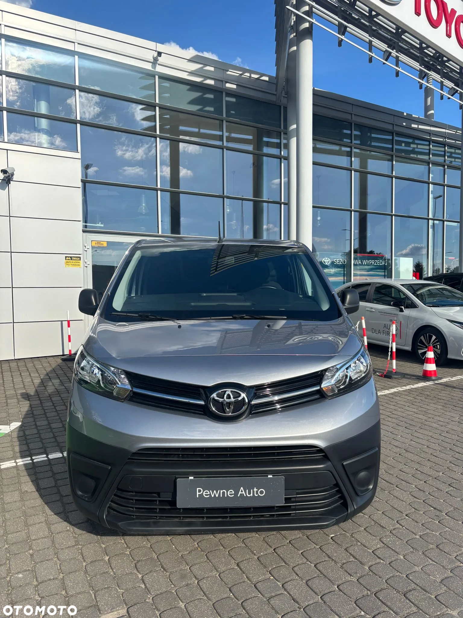 Toyota Proace - 2