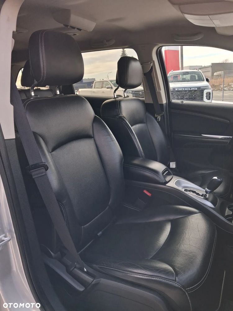 Fiat Freemont 2.0 Multijet Lounge AWD - 33
