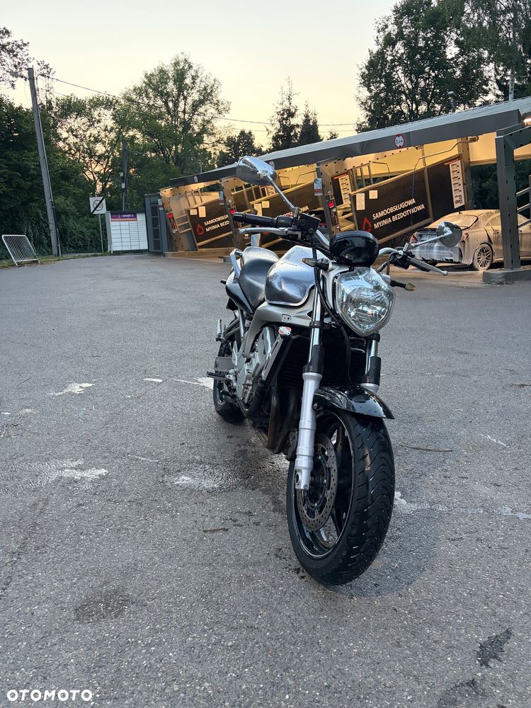 Yamaha FZ6