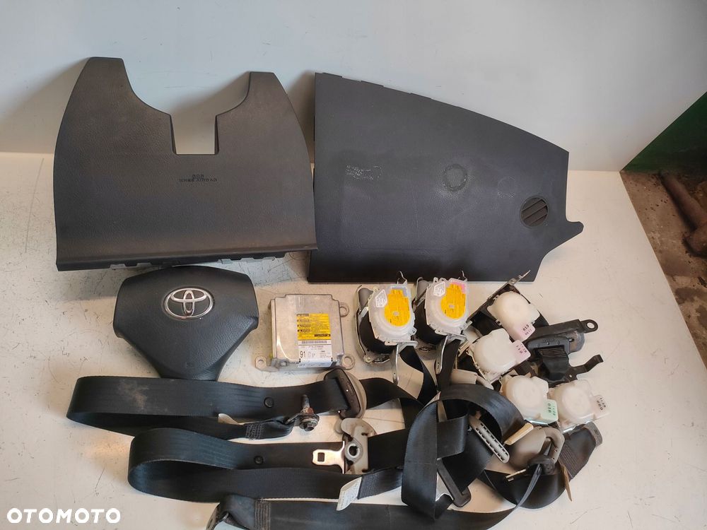 COROLLA VERSO 04- PODUSZKI POWIETRZNE AIR-BAG PASY - 3