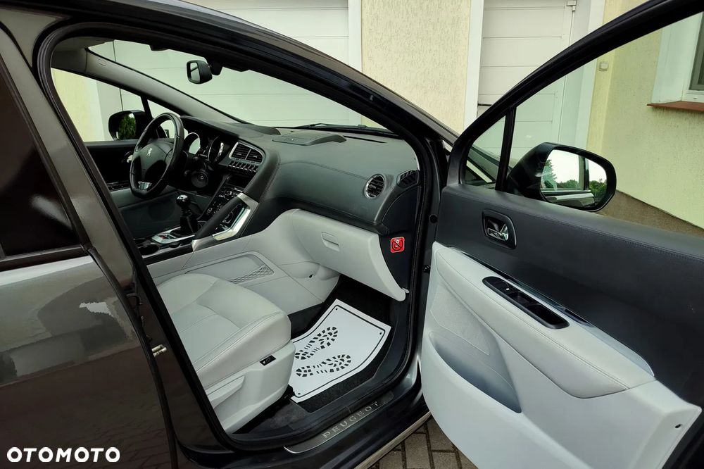 Peugeot 3008 1.6 Premium - 22