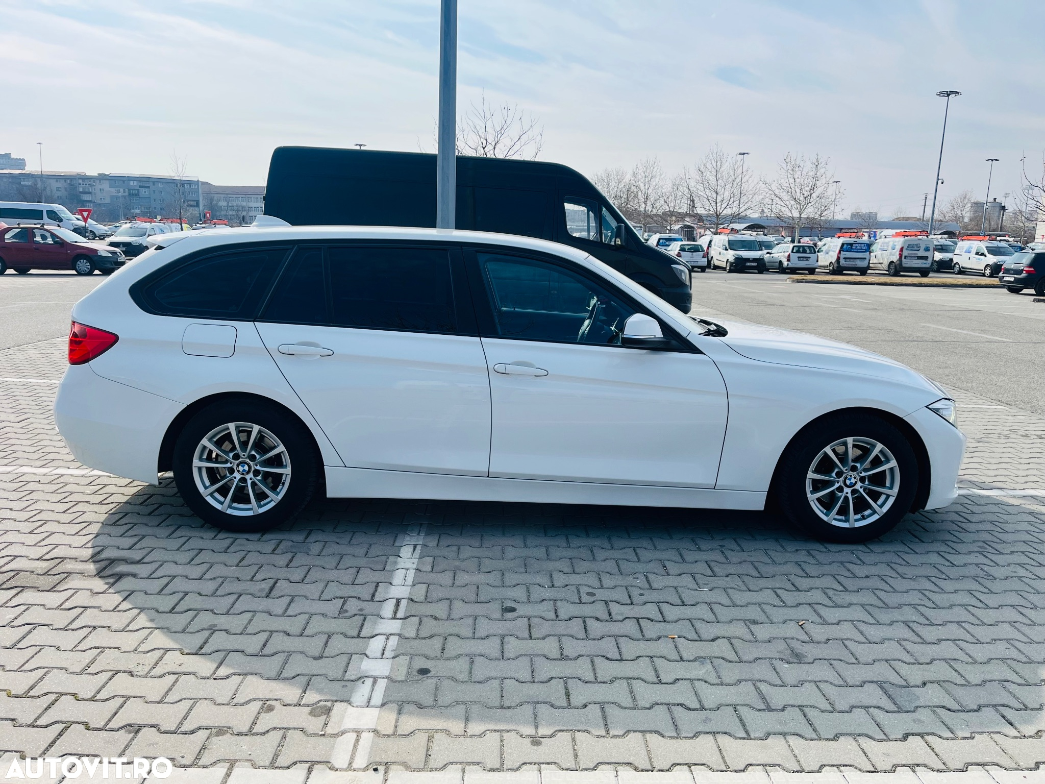 BMW Seria 3 316d Touring Aut. - 5