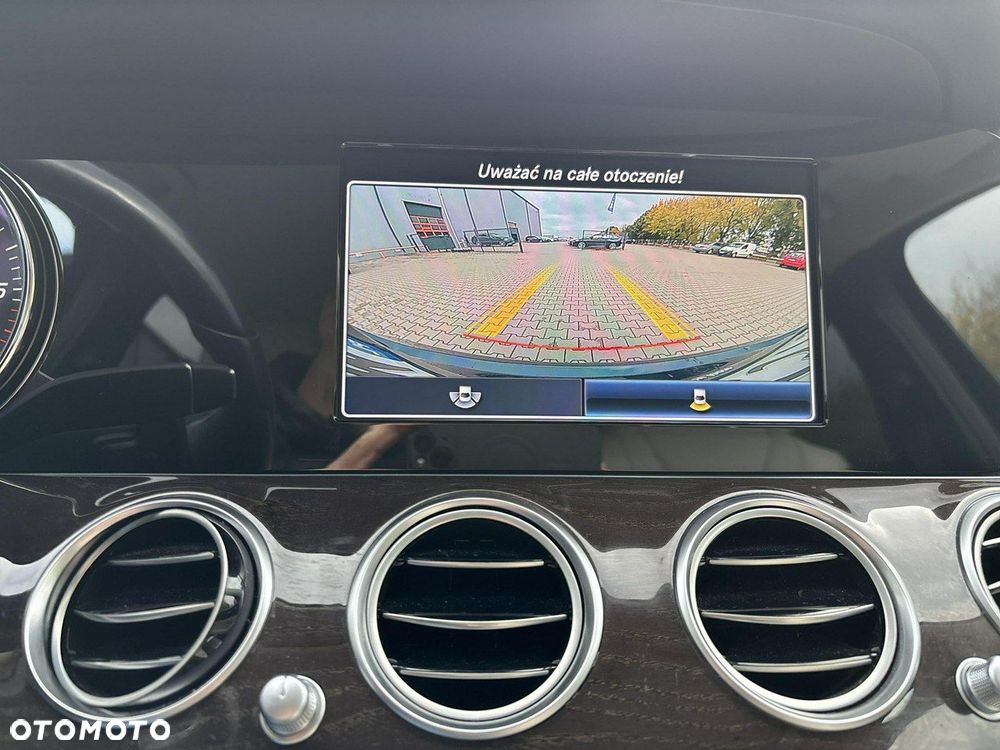 Mercedes-Benz Klasa E 200 d Business Edition 9G-TRONIC - 20