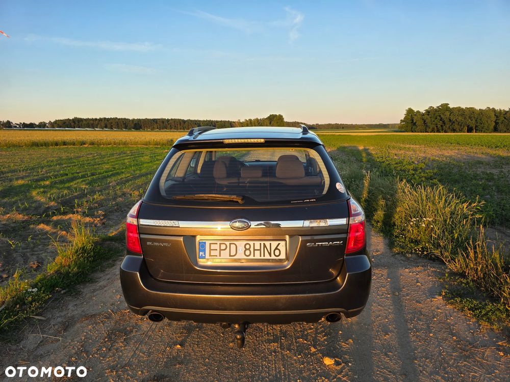 Subaru Outback - 5