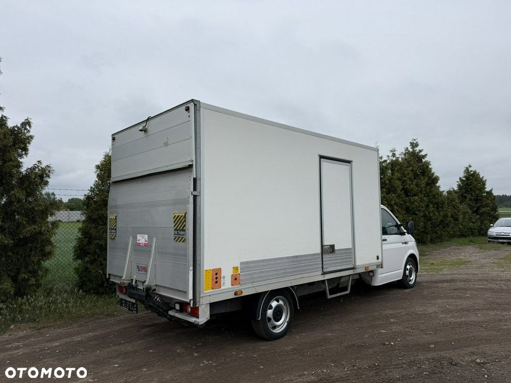 Volkswagen Transporter - 5