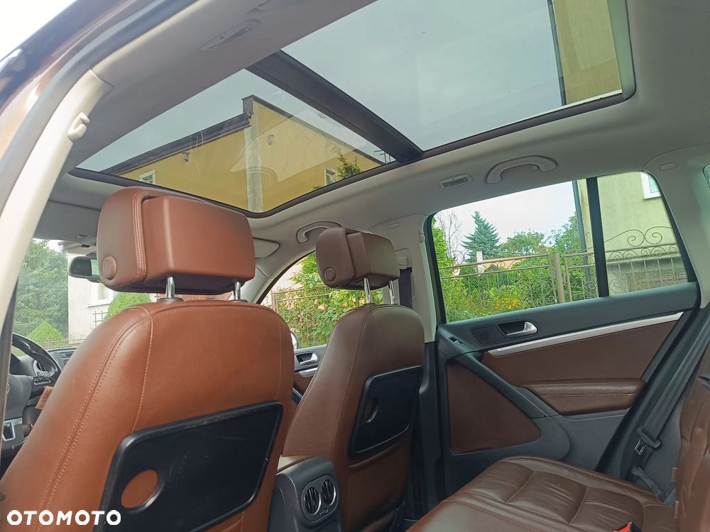Volkswagen Tiguan 2.0 TDI DPF 4Motion BlueMotion Technology Sport & Style - 25