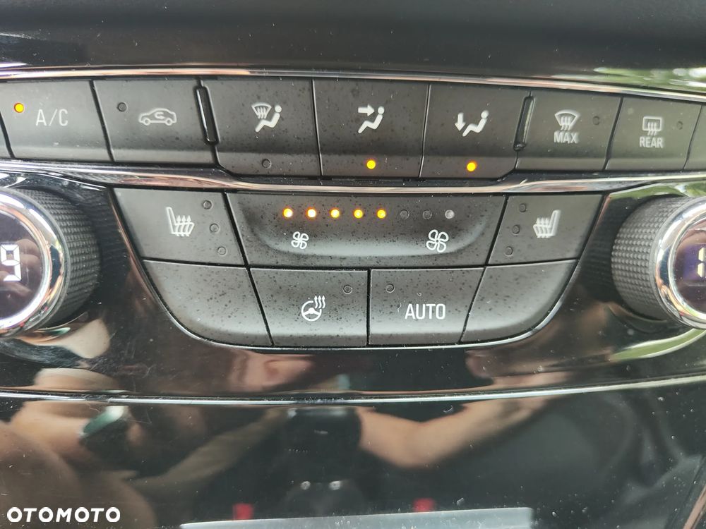Opel Astra 1.4 Turbo Sports Tourer Innovation - 21