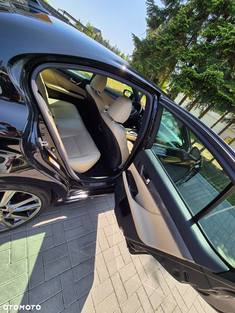 Lexus GS 450h F Sport - 9