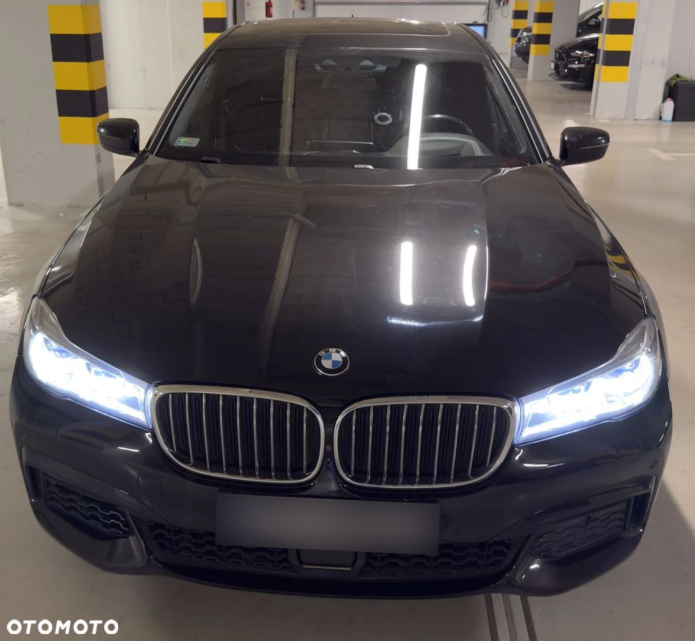 BMW Seria 7 750Ld xDrive - 24
