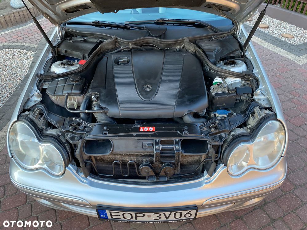 Mercedes-Benz Klasa C 200 CDI Avantgarde DPF - 14
