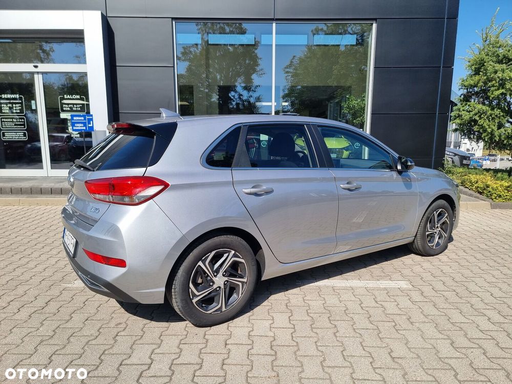 Hyundai i30 1.5 DPI Smart - 12