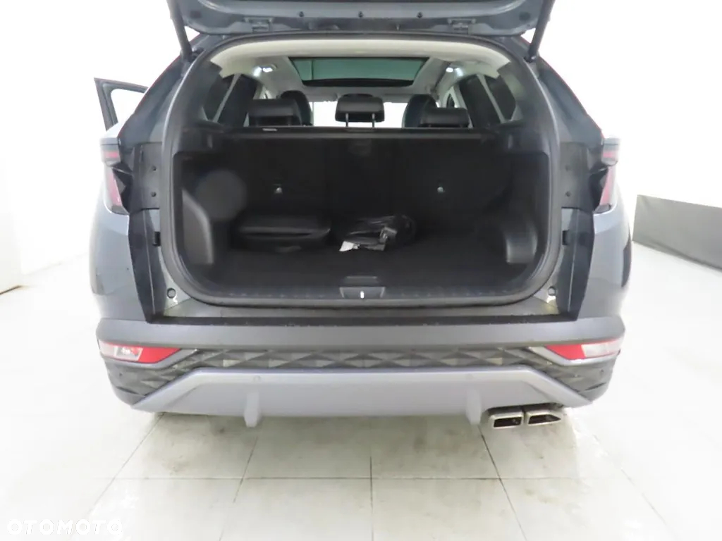 Hyundai Tucson 1.6 T-GDi PHEV Executive N Line 4WD - 16
