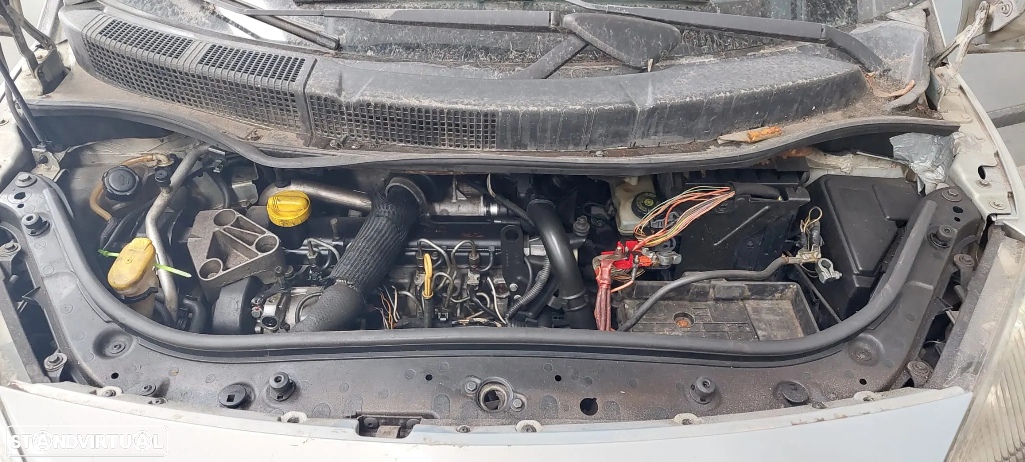 RENAULT SCENIC II PARA PEÇAS - 16
