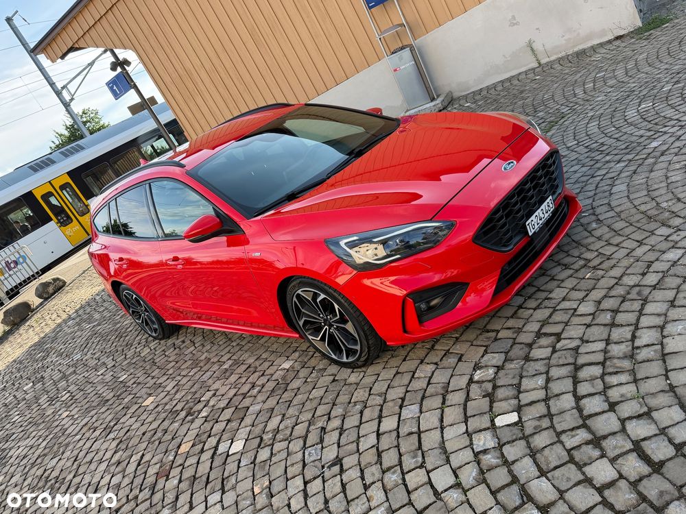 Ford Focus 1.5 EcoBlue ST-Line - 12