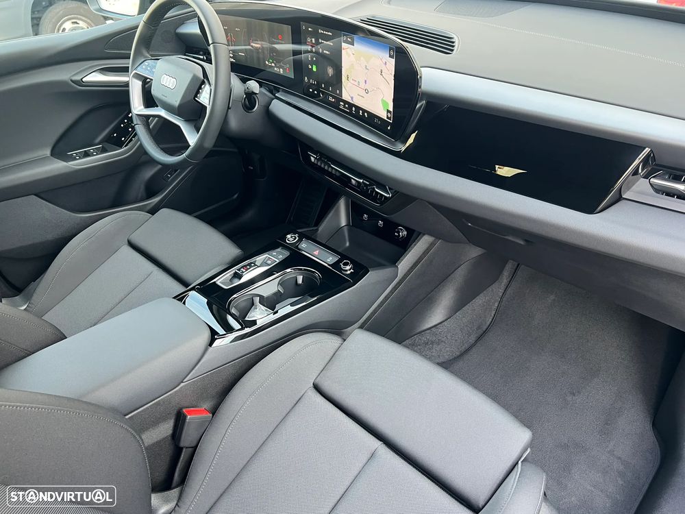 Audi Q6 Sportback e-tron performance S line business - 12