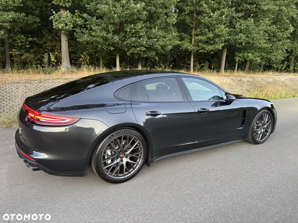 Porsche Panamera 4 - 2