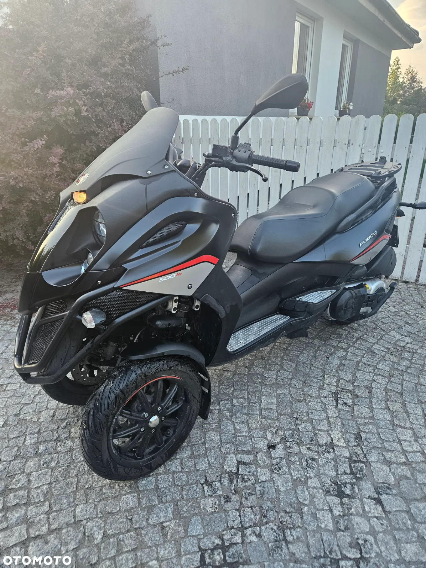 Piaggio MP-3 - 2
