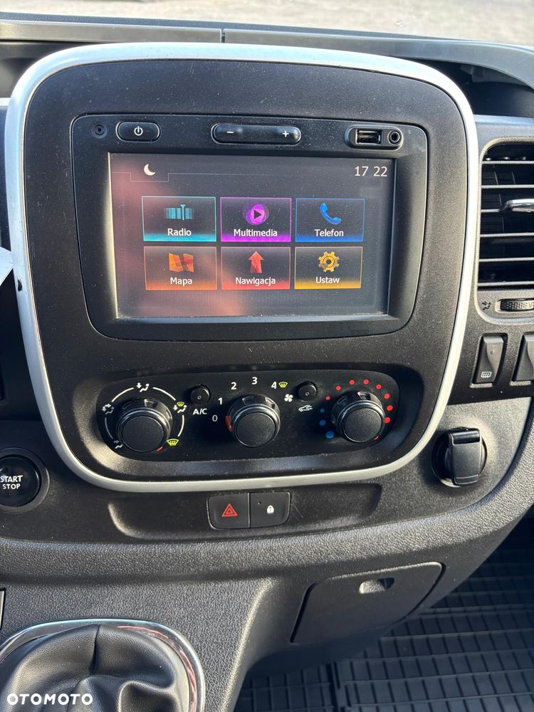 Renault Trafic Grand 1.6 dCi - 11