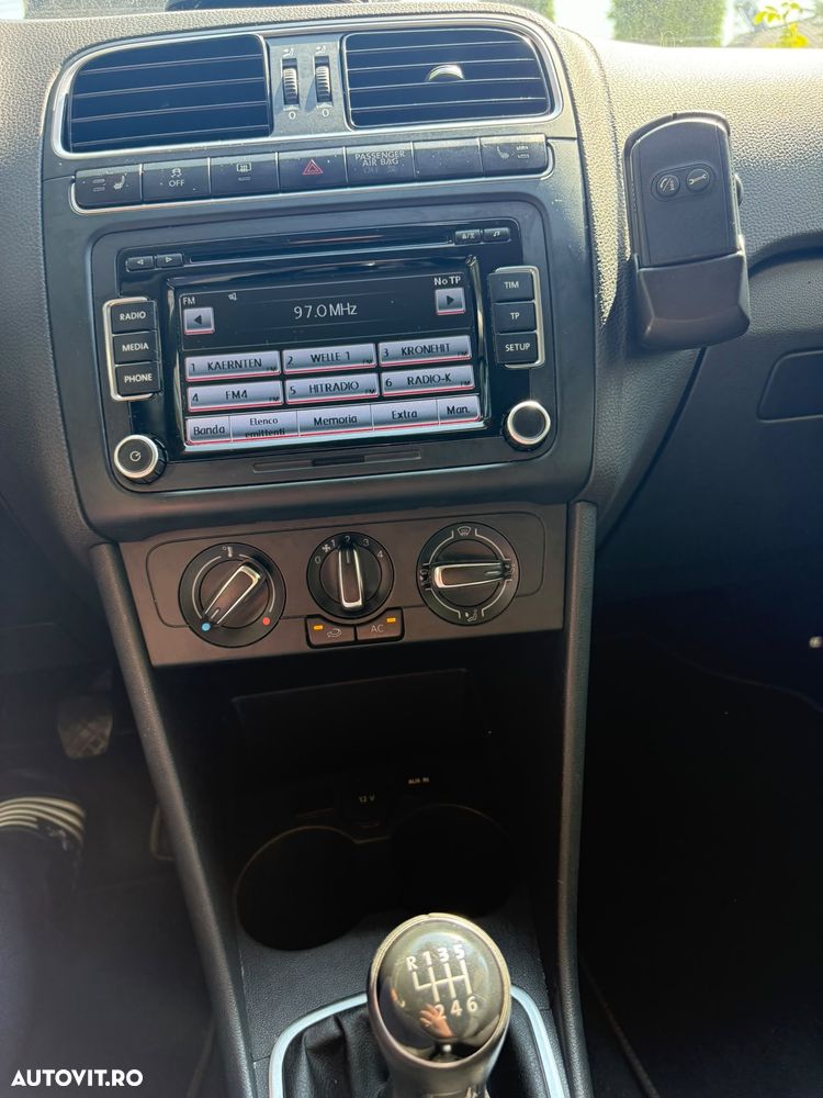Volkswagen Polo - 7