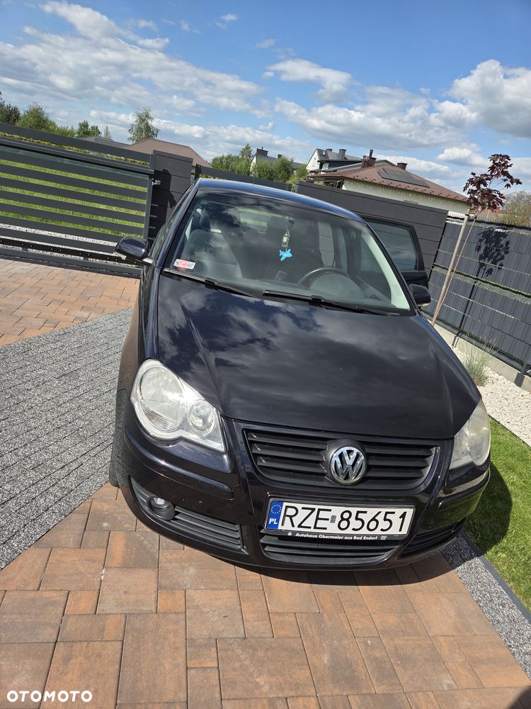 Volkswagen Polo 1.4 16V Comfortline - 4