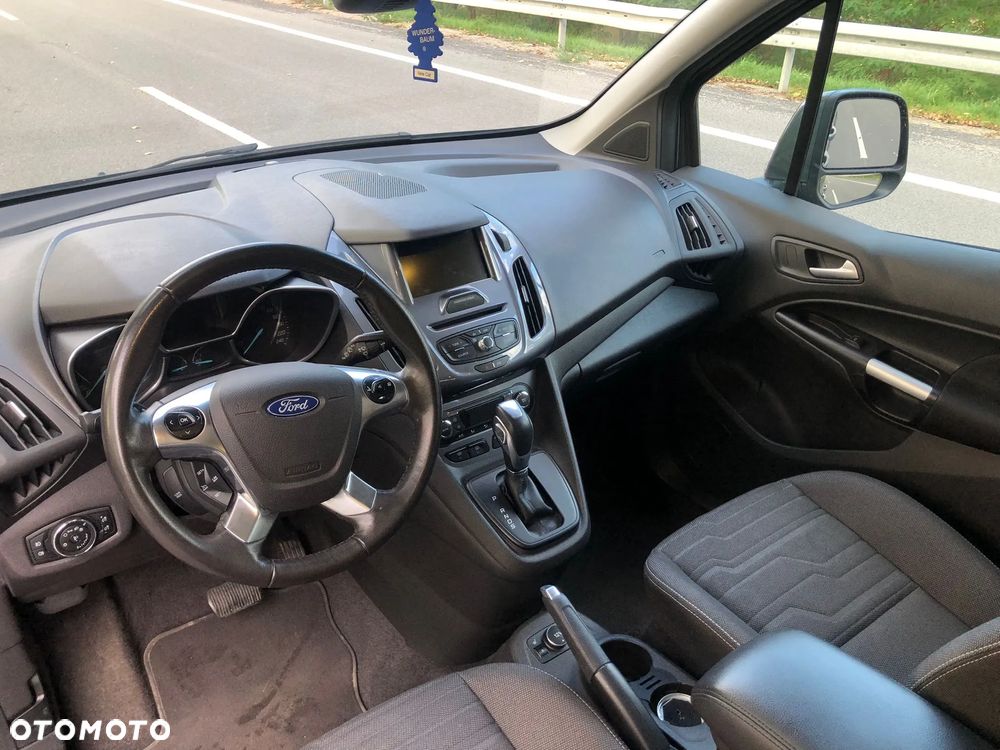 Ford Transit Connect - 11
