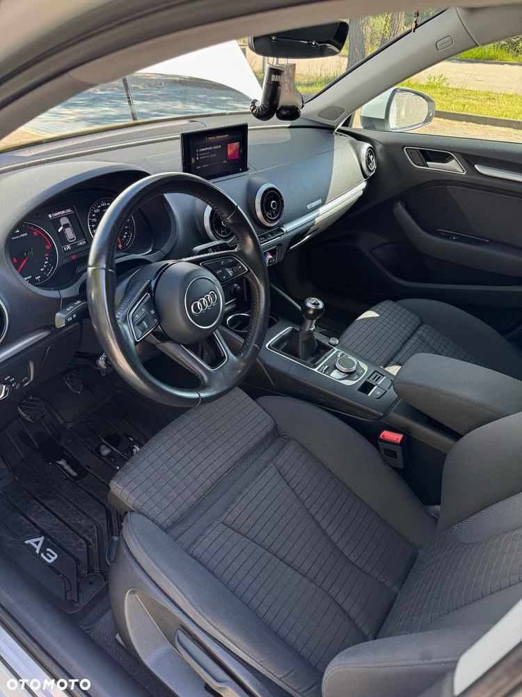 Audi A3 Sportback 2.0 TDI - 8