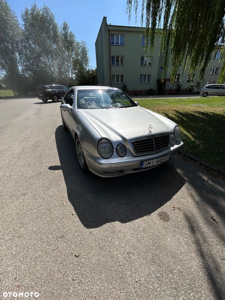 Mercedes-Benz CLK - 1