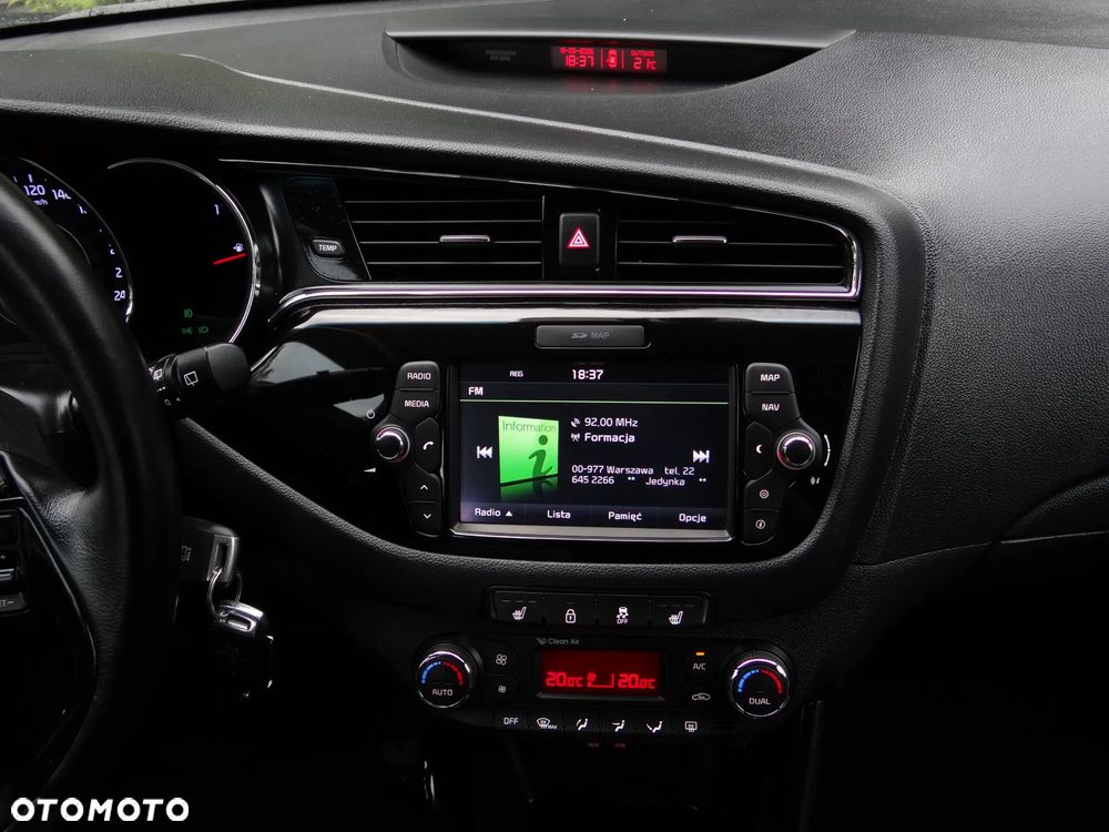 Kia Ceed 1.4 CVVT Dream Team Edition - 32