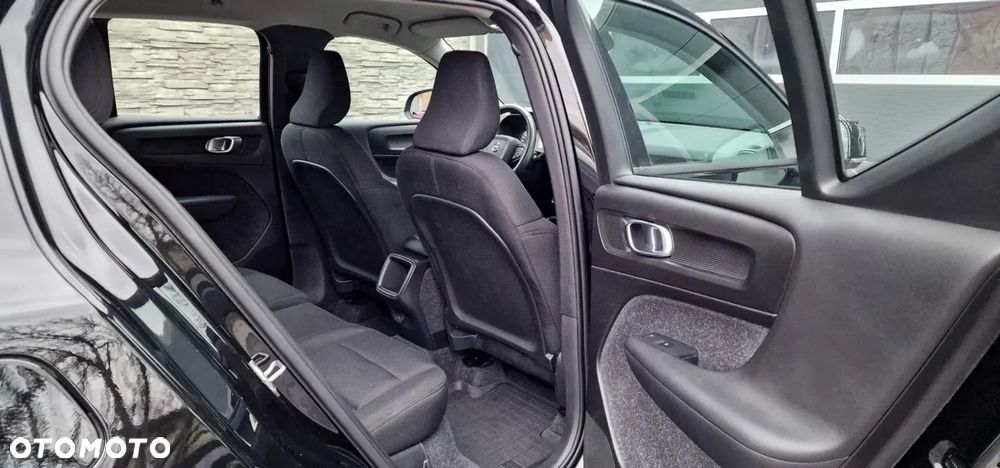 Volvo XC 40 D3 Momentum - 26