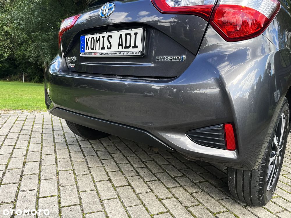 Toyota Yaris ver-hybrid-1-5-vvt--i-comfort - 38