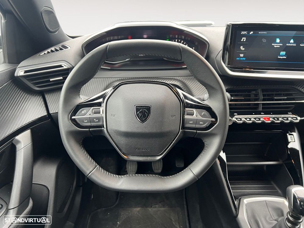 Peugeot 2008 1.2 PureTech Style - 12