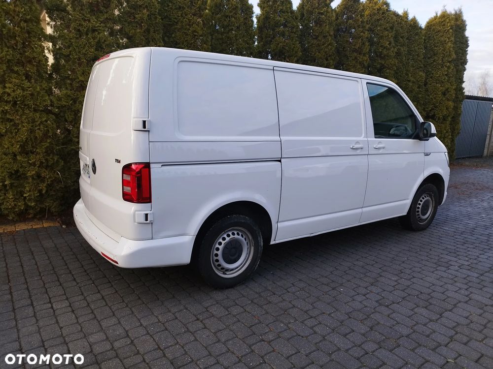 Volkswagen Transporter - 5