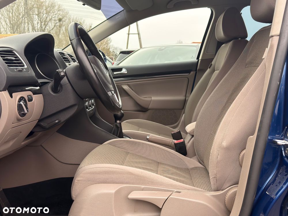 Volkswagen Golf 1.6 TDI DPF Style - 9