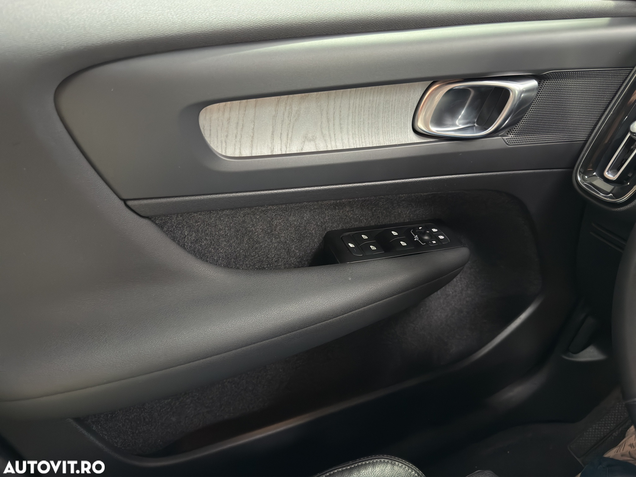 Volvo XC 40 T4 Recharge DKG Inscription Expression - 14