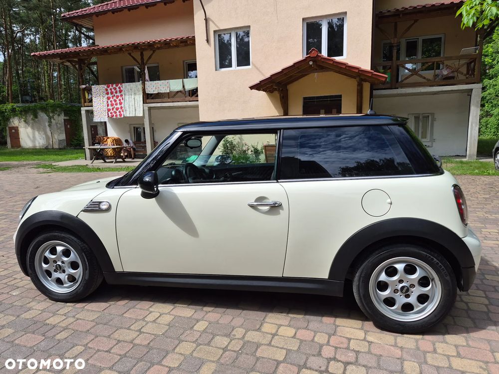 MINI ONE Standard - 5