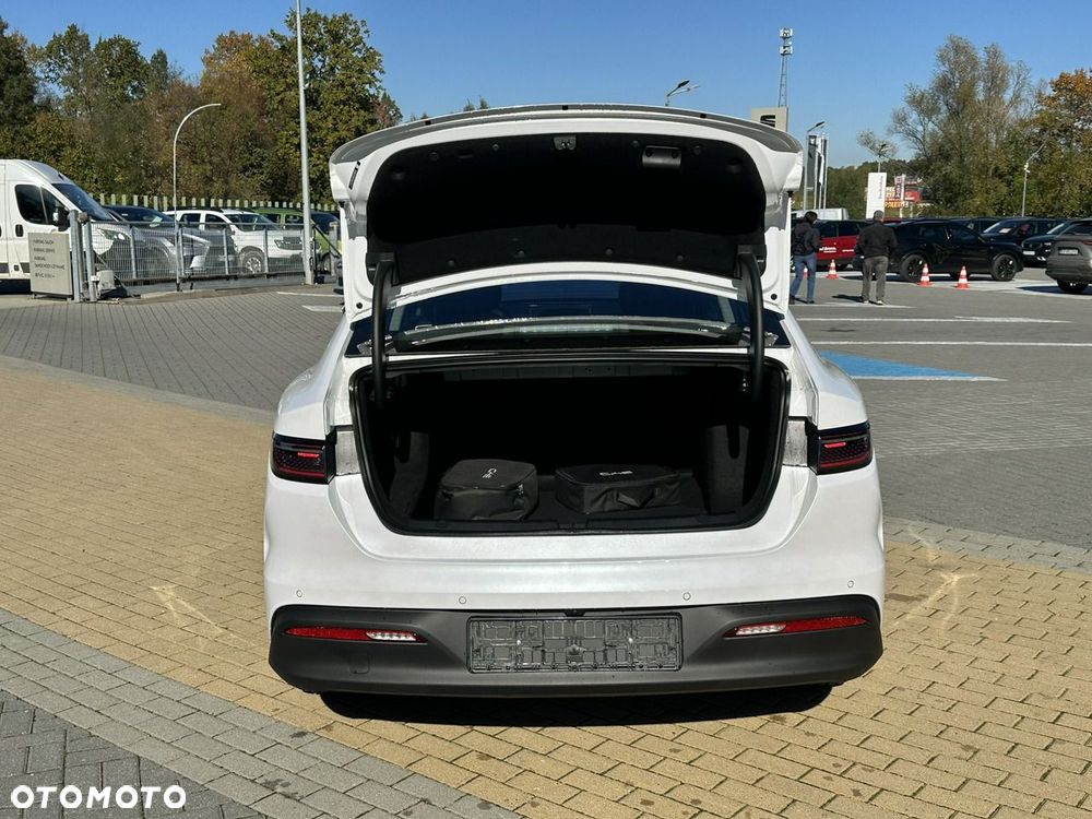 BYD Seal 5 - 9