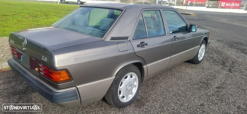 Mercedes-Benz W201 (1982-1993) 190 D 2.5 - 4